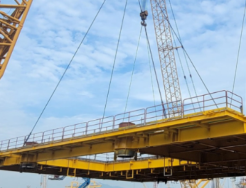 Lifting main deck milestone – Kình Ngư Trắng – Kình Trắng Nam project
